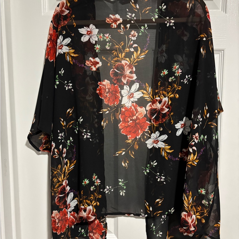 Black Floral Sheer Kimono Cardigan - Picture 5 of 5